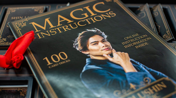EVOLUSHIN Deluxe Magic Set (Spanish Edition) by Shin Lim – Professional Beginner to Advanced Magic Kit with 100+ Tricks, Instructional Videos & Props