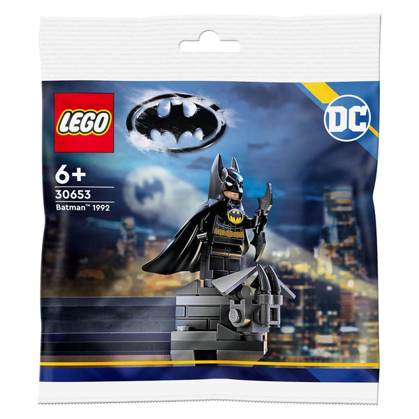 LEGO 30653 Batman 1992 Mini Figure Building Toy – Classic Batman Minifigure with Cape, Collectible Superhero Set for Kids, Compatible with LEGO Sets, Pocket-Size Gift for Fans & Builders Ages 6+