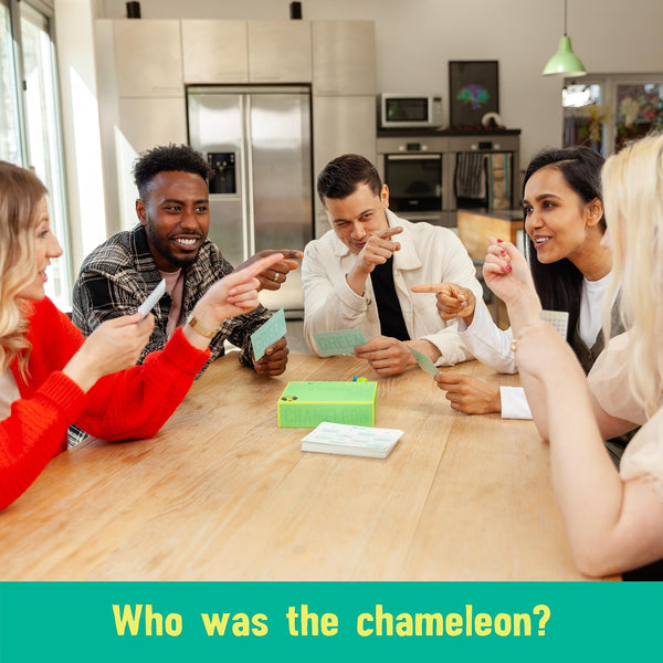 Big Potato - The Chameleon - Blend In, Don’t Get Caught, Award-Winning Board Game for Families & Friends, 3-8 Players Ages 14+