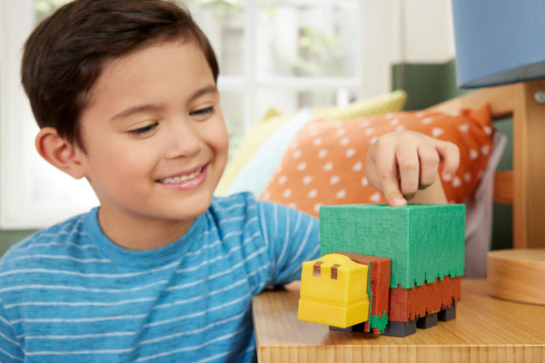 Mattel Minecraft Sniffer Action Figure, 3.25-inch Scale with Game-Accurate Sounds & Pixelated Design, Ages 6+