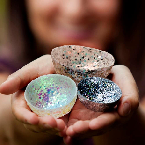 Craft-tastic — Mini Iridescent Bowls — Arts and Crafts Kits — Make 3 Mini Iridescent Decorative Bowls — for Ages 8+,Brown, Small