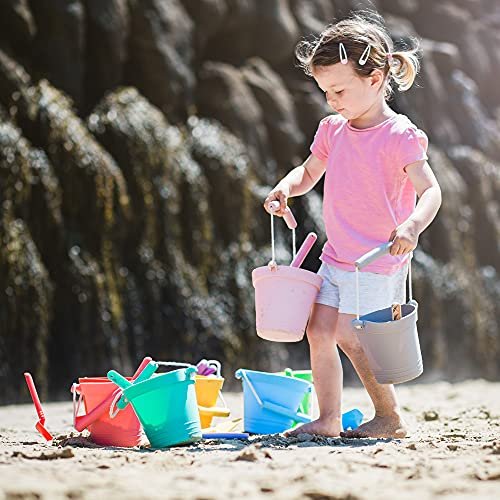 Bigjigs Toys Eco Spade for Kids (Coral Pink) - 20.5cm Wheat Fibre Toy Spade, Quality Sand Toys, Holiday Toys for Toddlers, Sand Shovels
