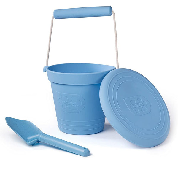 Bigjigs Toys Eco Spade for Kids (Powder Blue) - 20.5cm Wheat Fibre Toy Spade, Quality Sand Toys, Holiday Toys for Toddlers, Sand Shovels