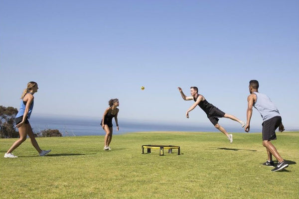 Spikeball Pro Kit - Tournament Edition - Includes Upgraded Stronger Playing Net, New Balls Designed to Add Spin, Portable Ball Pump Gauge and Backpack