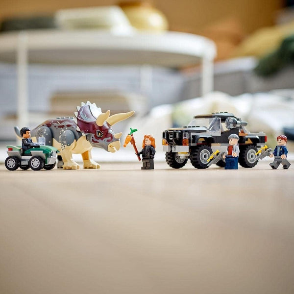 LEGO Jurassic World 76950 Triceratops Truck Attack