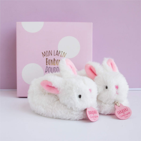 Doudou et Compagnie Pink Bunny Booties with Rattle – Baby Slippers Gift Set, Soft Bunny Design, 0-6 Months (DC1308)