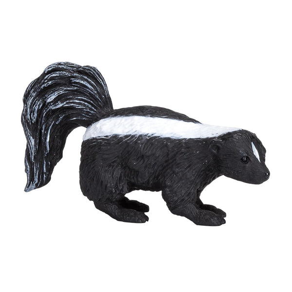 MOJO Skunk Realistic International Wildlife Hand Painted Toy Figurine